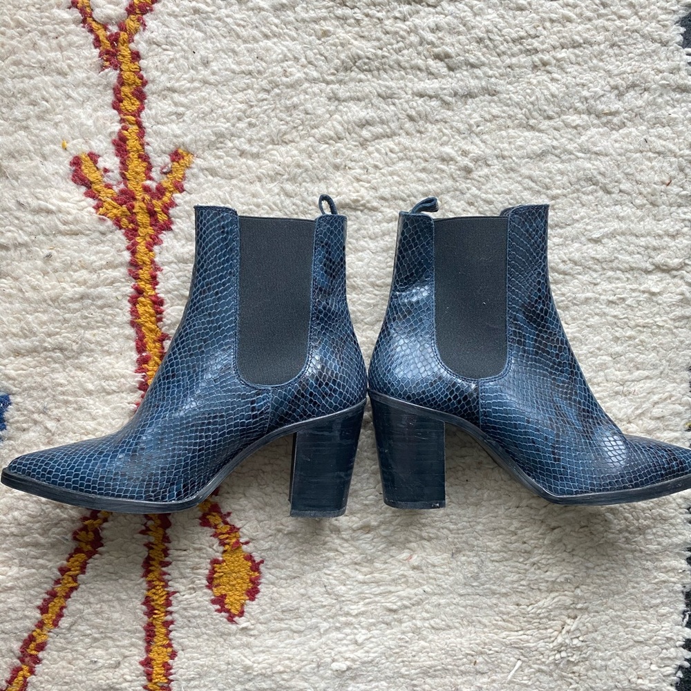 L’Intervalle Snakeskin Leather Boots